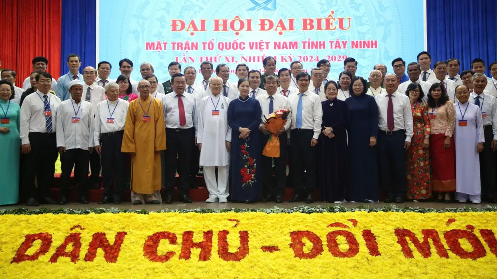 Các đại biểu tham dự đại hội tinh-tay-ninh-2.jpg