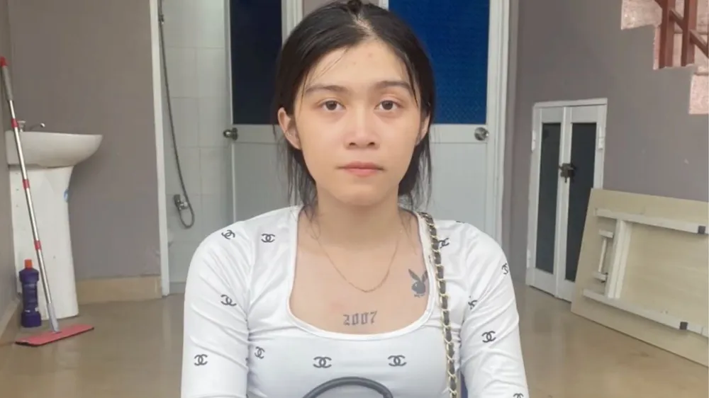 Đới Thị Yến Linh mua-ban-nguoi-5.png