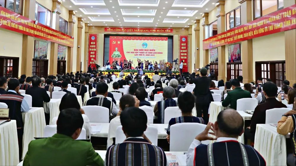 Quang cảnh đại hội. Ảnh: VT tinh-lam-dong-d4.jpg