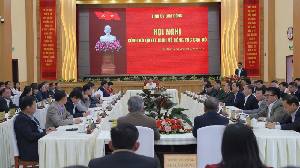 Chủ tịch 3 huyện phía nam làm PGĐ 3 sở của tỉnh Lâm Đồng