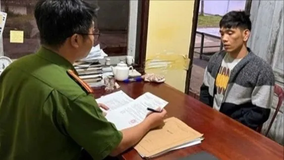 Võ Quốc Toàn giả danh cán bộ địa chính để lừa đảo