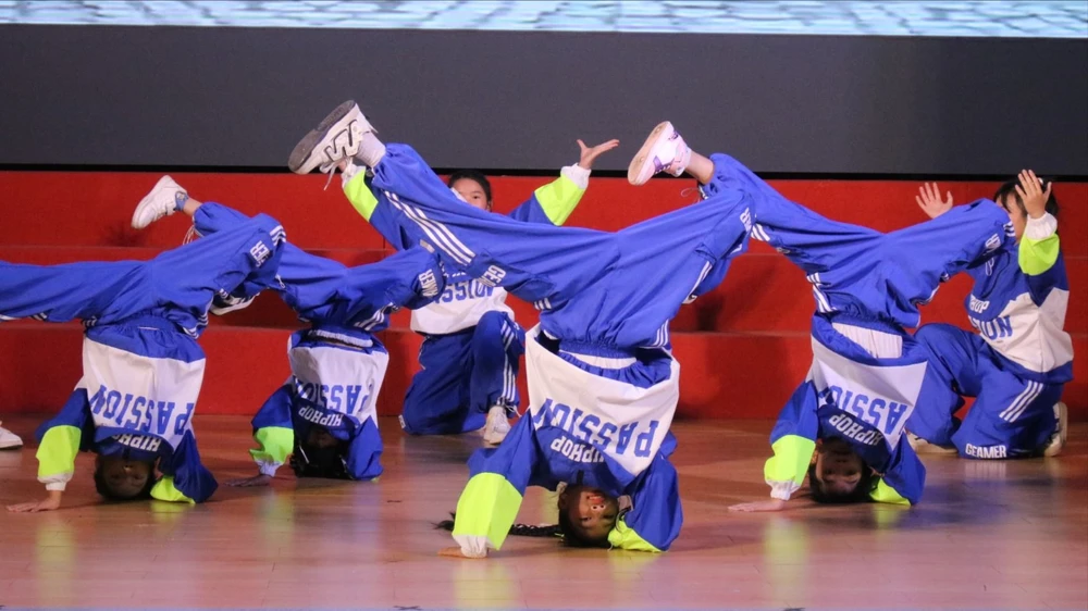 Bảng A - Style 2D Crew.JPG