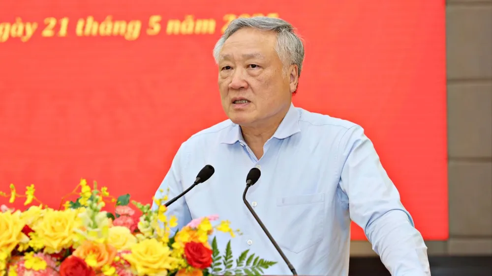 Chuyển giao nguyên trạng các trường công lập từ UBND cấp huyện về 51 xã, phường mới quản lý