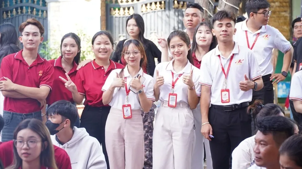 500 tân sinh viên nhập học trong đợt 1 năm 2025. Ảnh: TẤN LỰC Trường Cao đẳng Bách khoa Sài Gòn-2 lớn.jpeg