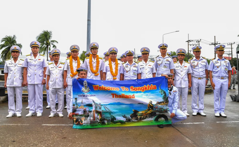 4. Lễ đón đoàn công tác Vùng 5 Hải quân nhân dân Việt Nam tại cảng Songkhla.JPG