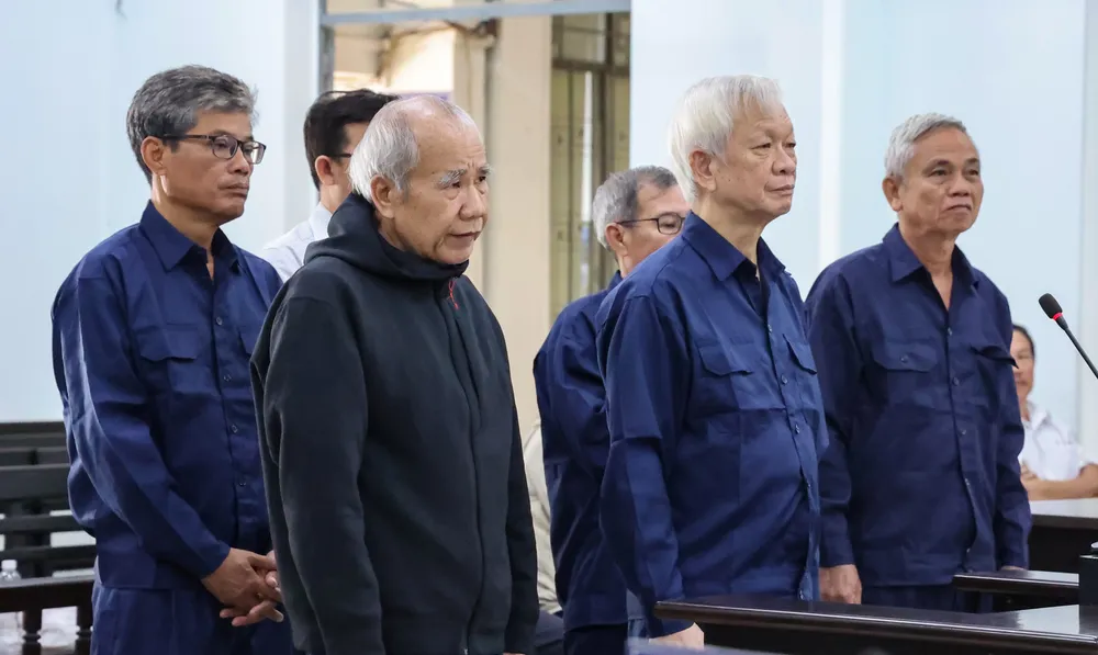 Sau bị cáo có mặt tại tòa sơ thẩm. Ảnh: XUÂN HOÁT H5.jpg