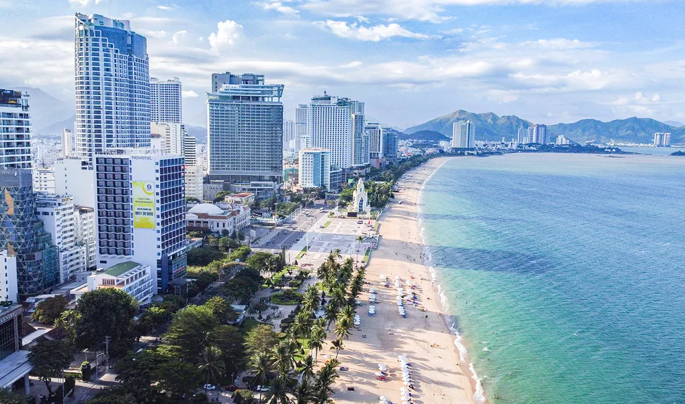 Thời tiết dịp lễ ở Nha Trang rất thuận lợi cho du khách đến nghỉ dưỡng. Ảnh: XUÂN HOÁT Nha- Trang.jpg