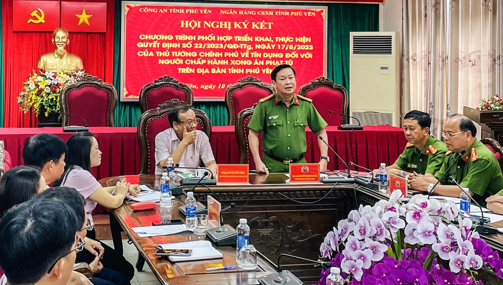 Quang cảnh lễ ký kết. Ảnh: TM Phú Yên cấp tín dụng cho người chấp hành xong án phạt tù