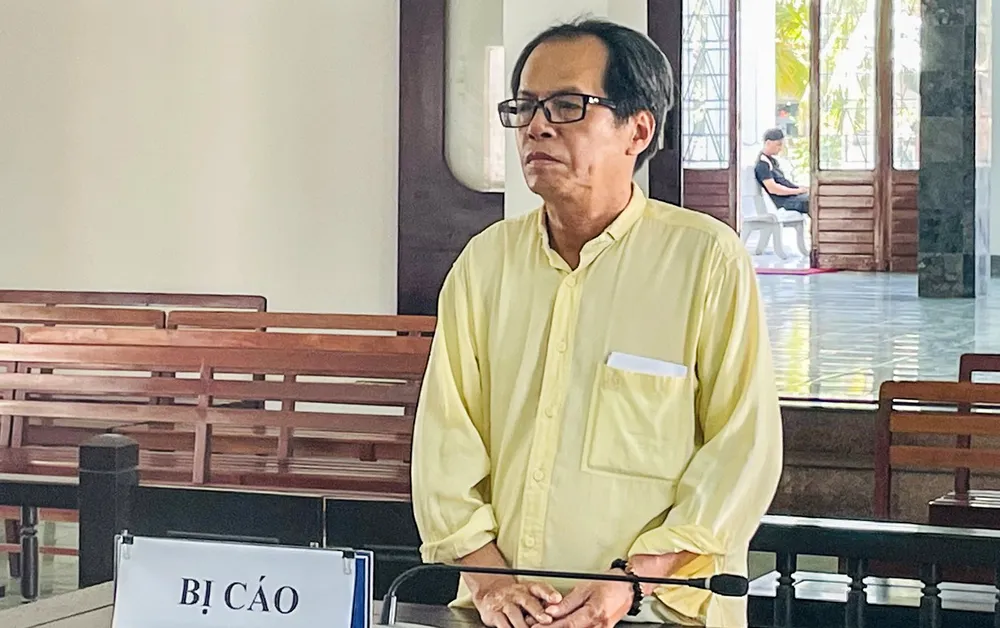 Bị cáo Hoàng Lê Thành tại tòa. Ảnh: THẾ MINH tàu cá.jpg