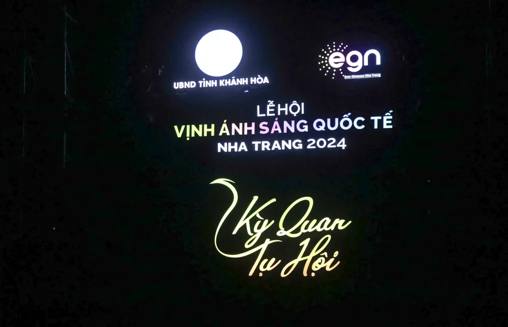 vịnh ánh sáng quốc tế.jpg