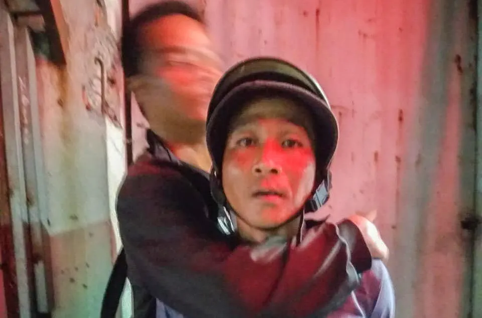 Bị can Từ Du Học bị bắt giữ khi đang trên đường từ công trường xây dựng về phòng trọ. Ảnh: DK Từ Du Học.jpg