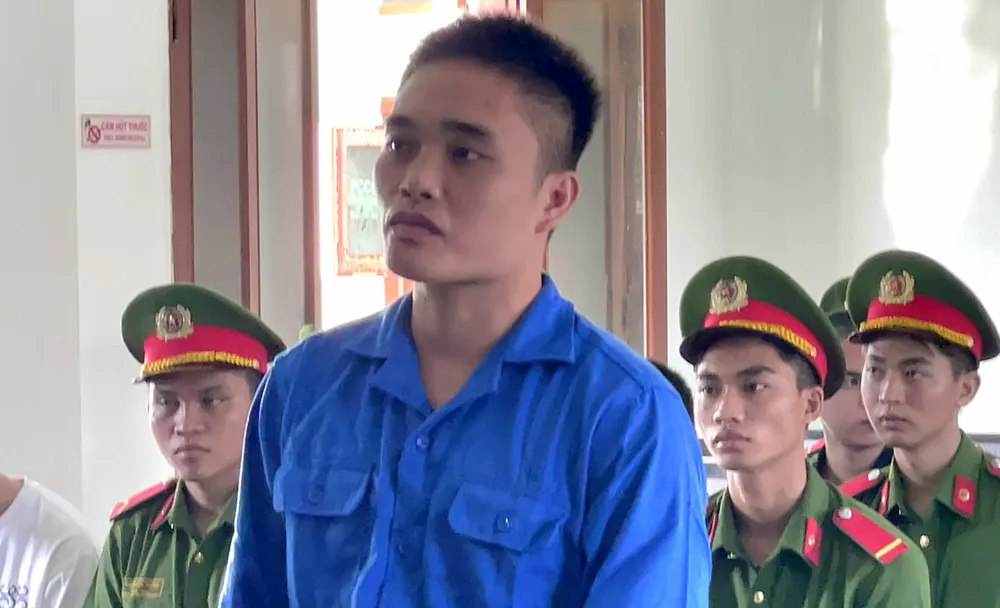 Bị cáo Chu Giang Long. Ảnh: THẾ MINH cho vay lãi nặng