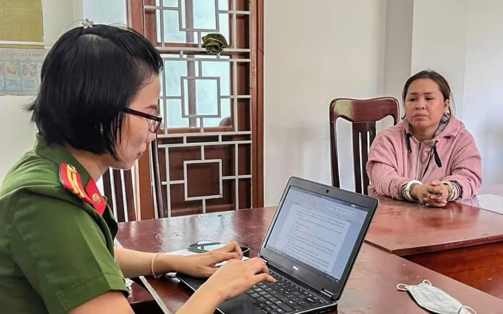 buôn lậu thuốc lá.jpg