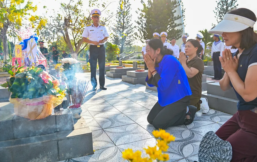 đảo Song Tử Tây.jpg