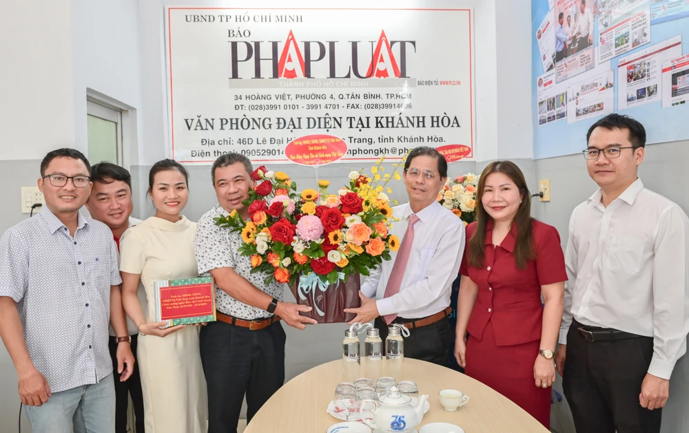 báo pháp luật TP.HCM.jpg