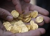 Phát hiện kho tiền vàng khổng lồ 1.000 năm tuổi