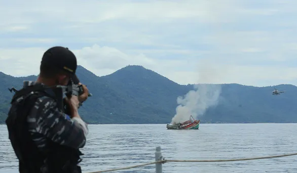 BÃ¡o Hong Kong: Indonesia sáº¯p ÄÃ¡nh chÃ¬m 38 tÃ u cÃ¡ mang cá» Viá»t Nam - áº¢nh 1.