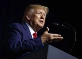 Điều tra luận tội ông Trump: 3 quan chức bị gửi trát hầu tòa ảnh 6 Đảng Dân chủ 'thắng lớn' trong điều tra luận tội ông Trump