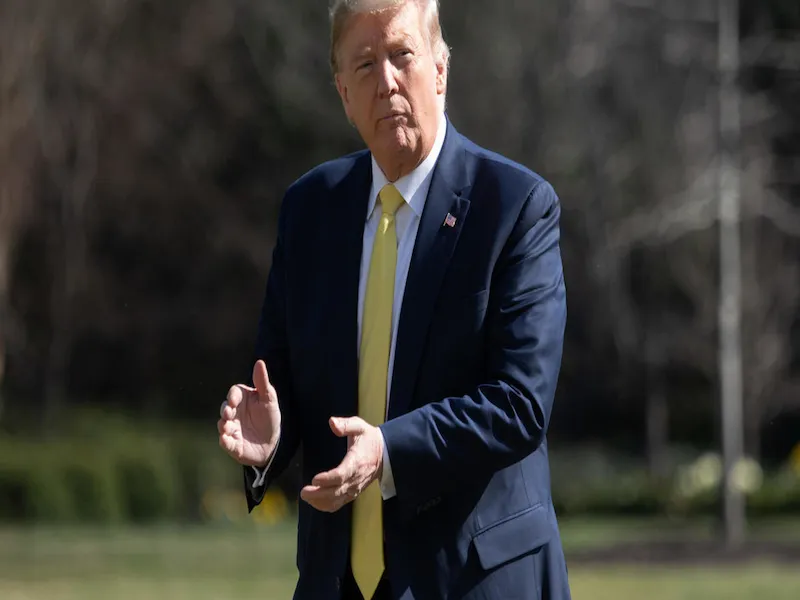 COVID-19 Mỹ: Ông Trump họp khẩn nội các ảnh 2 COVID-19 Mỹ: Ông Trump họp khẩn nội các ảnh 2