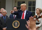 Mỹ: Bệnh viện gấp rút chuẩn bị kịch bản COVID-19 bùng phát ảnh 5 Ông Trump nói sẽ đi xét nghiệm COVID-19 sớm