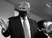 Ông Trump đăng ảnh đeo khẩu trang, khẳng định mình yêu nước