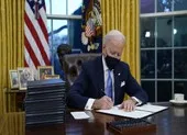 Ông Fauci nói 'được tự do' khi làm việc dưới thời ông Biden ảnh 2 Ông Biden ký sắc lệnh ‘chống giặc đói’ thời COVID-19