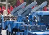 Trung Quốc phát triển chiến đấu cơ tàng hình cho tàu sân bay ảnh 3 Trung Quốc thử nghiệm tên lửa bằng công nghệ thực tế ảo