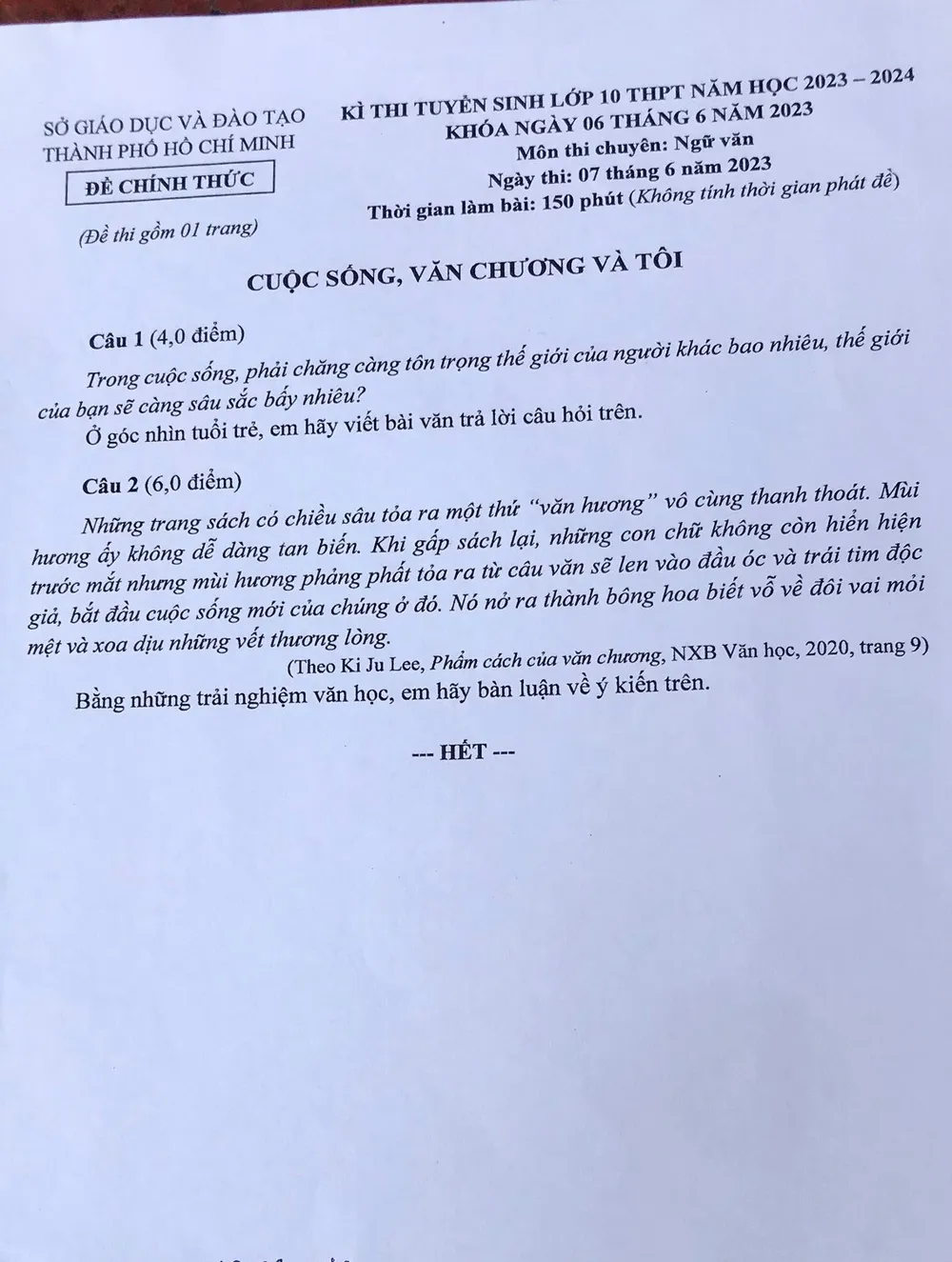 Đề thi môn Ngữ văn chuyên kỳ thi tuyển sinh lớp 10 THPT. Ảnh: TRẦN MINH