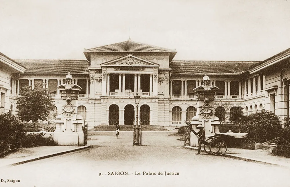 Toà án Nhân dân TP.HCM (thời Pháp mang tên Palais de Justice de Saigon – Tòa Đại hình Sài Gòn) được xây dựng năm 1881. Ảnh tư liệu