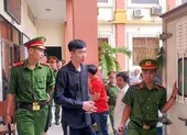 Vụ giết người ở Phú Quốc: Trả hồ sơ yêu cầu điều tra bổ sung ảnh 3 Vụ giết người ở Phú Quốc: Tòa nghị án kéo dài