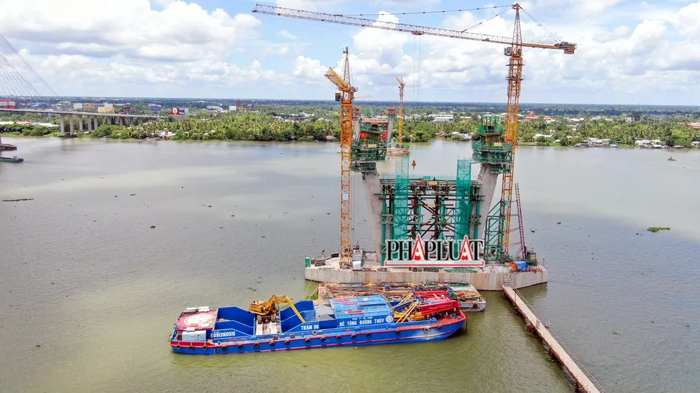 Chiều dài dự án hơn 6,6 km, trong đó, cầu chính dài khoảng 1,9 km, đường dẫn và cầu trên tuyến dài hơn 4,7 km.