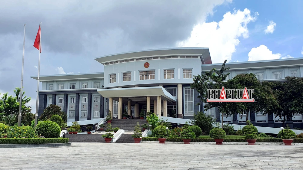 UBND tỉnh Hậu Giang nhận định tham nhũng vẫn diễn ra ở nhiều ngành, nhiều cấp, nhiều lĩnh vực với tính chất phức tạp. Ảnh: CHÂU ANH