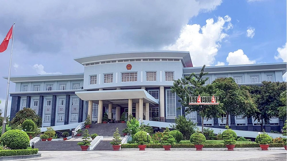 Theo UBND tỉnh Hậu Giang, Công văn số 2209 của Bộ Công an về thực hiện dịch vụ công trực tuyến của ngành có nội dung chưa phù hợp với Quyết định số 1291 của Thủ tướng Chính phủ. Ảnh: CHÂU ANH