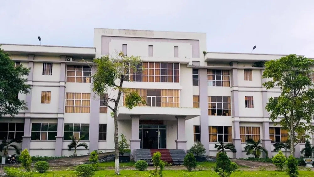 Ngoài việc tập thể lãnh đạo Văn phòng phải chịu trách nhiệm chung về quản lý điều hành để xảy ra sai phạm còn có bốn cá nhân phải chịu trách nhiệm. Ảnh: HM