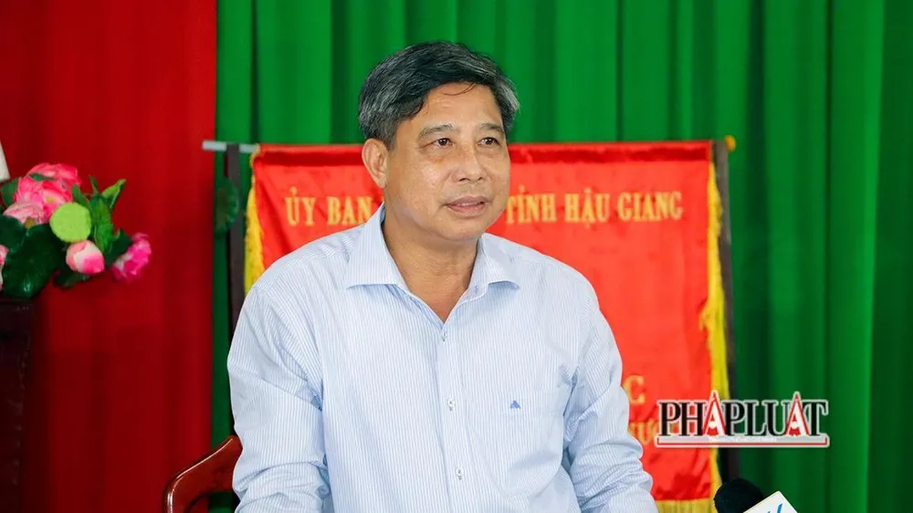 Chủ tịch UBND tỉnh Hậu Giang yêu cầu đối với các công công việc cấp bách, các địa phương phải triển khai trong cả ngày nghỉ. Ảnh: CHÂU ANH