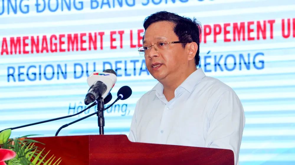 Ông Nguyễn Đức Hiển, Phó Trưởng Ban Kinh tế Trung ương đề nghị Hội thảo cần làm rõ mô hình đô thị phát triển bền vững cho các đô thị ĐBSCL là gì? Ảnh: CHÂU ANH