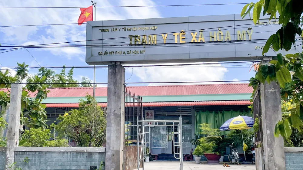 Trạm Y tế xã Hòa Mỹ (huyện Phụng Hiệp, tỉnh Hậu Giang) đã thu sai quy định hơn 378,2 triệu đồng tiền test nhanh COVID-19 cho người dân. Ảnh: CHÂU ANH