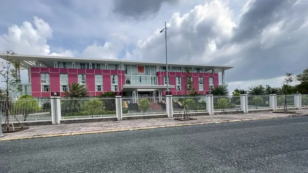 Thanh tra tỉnh Hậu Giang kiến nghị Chủ tịch UBND TP Vị Thanh kiểm điểm trách nhiệm đối với Kiểm điểm trách nhiệm đối với Trưởng phòng Phòng Tài chính - Kế hoạch và Trưởng phòng Phòng Quản lý đô thị. Ảnh: CHÂU ANH