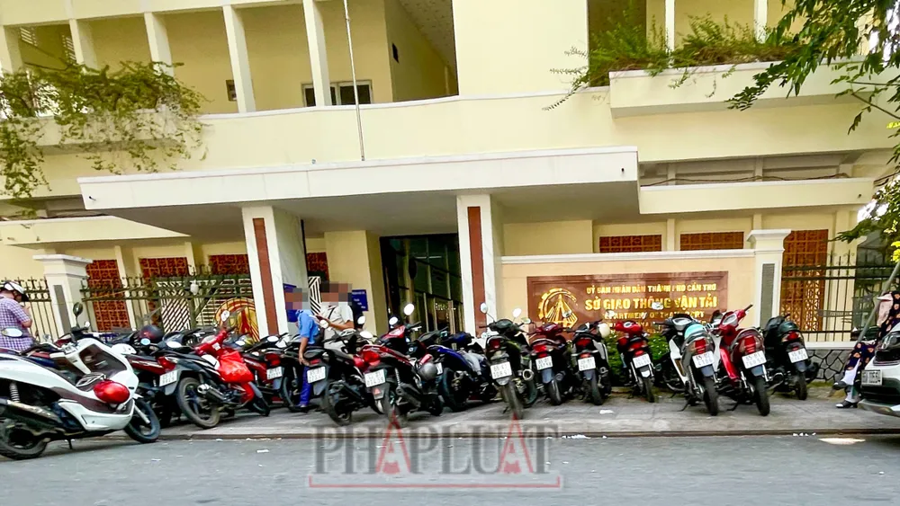 Thanh tra TP Cần Thơ phát hiện từ tháng 1-2022 đến tháng 6-2022, Văn phòng Sở GTVT TP đã chi phụ cấp kiêm nhiệm quản lý dự án không đúng quy định hơn 959 triệu đồng. Ảnh: CHÂU ANH Sở GTVT Cần Thơ chi phụ cấp kiêm nhiệm quản lý dự án sai quy định