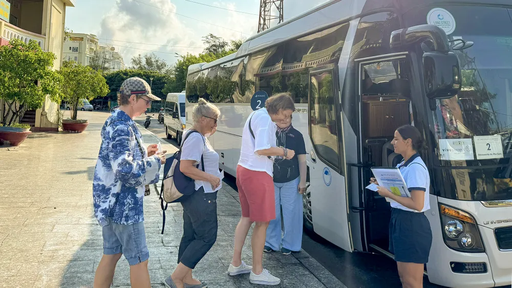 Siêu du thuyền Pháp ghé thăm đảo ngọc Phú Quốc