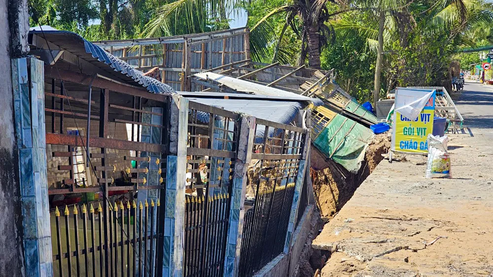 Kiên Giang: Huyện U Minh Thượng có khoảng 215 điểm sụt lún, sạt lở