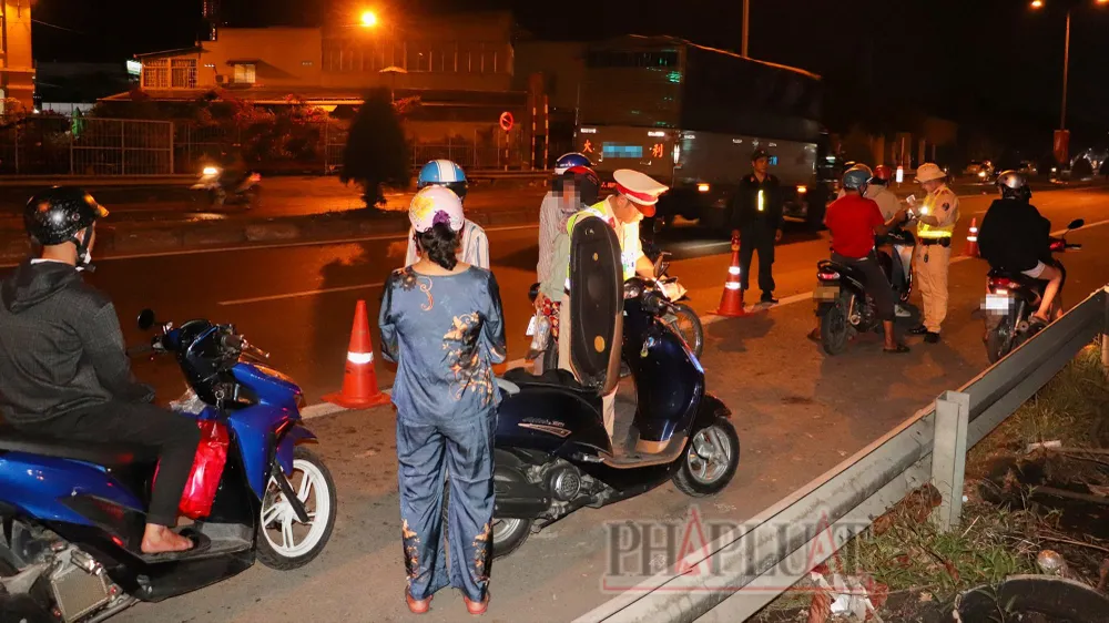 CSGT Cần Thơ tăng cường công tác bảo đảm trật tự an toàn giao thông dịp lễ