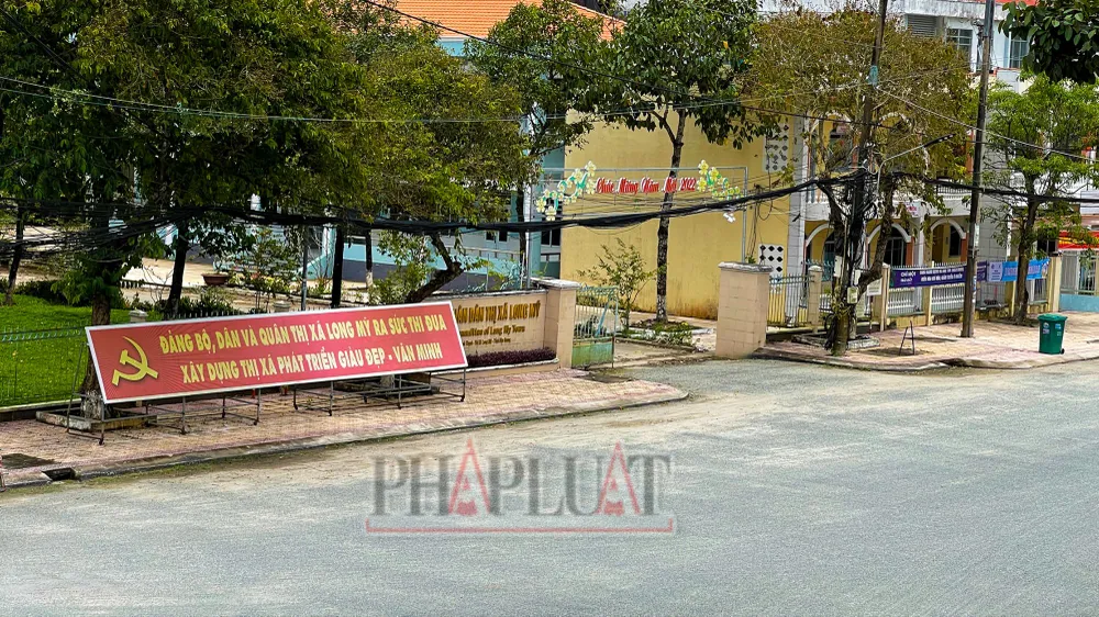 Chủ tịch UBND thị xã Long Mỹ (tỉnh Hậu Giang), sau khi Báo phản ánh, Bí thư Thị ủy đã chỉ đạo và Chủ tịch UBND thị xã đã ban hành Công văn để chấn chỉnh. Ảnh: CHÂU ANH Tỉnh Hậu Giang phản hồi vụ Phó Chủ tịch cấp huyện chỉ định doanh nghiệp ký hợp đồng với các trường học