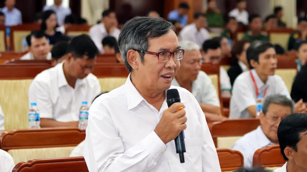 Chủ tịch Quốc hội Trần Thanh Mẫn tiếp xúc cử tri tỉnh Hậu Giang