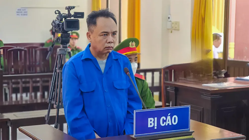 Bị cáo Nguyễn Thanh Hùng bị TAND tỉnh Kiên Giang tuyên phạt 18 năm tù tội giết người. Ảnh: VĂN VŨ tỉnh Kiên Giang