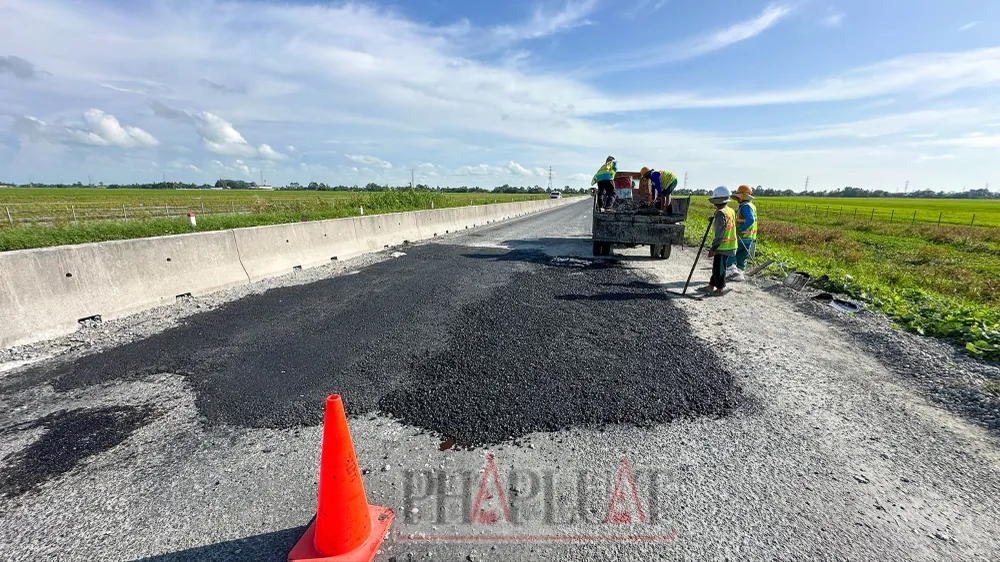 Thường xuyên kiểm tra để phát hiện, khắc phục khuyết điểm cục bộ trên Lộ Tẻ - Rạch Sỏi