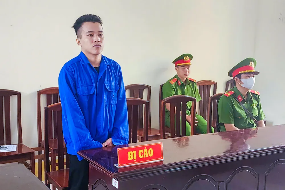 Lãnh 20 năm tù vì vận chuyển thuê ma túy đến tỉnh Kiên Giang