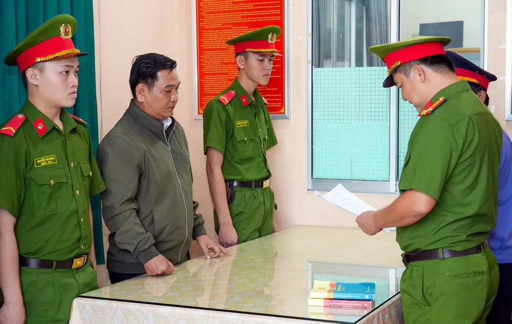 Tỉnh Hậu Giang: 1 cựu nhân viên hợp đồng Phòng TN&MT huyện Long Mỹ bị bắt