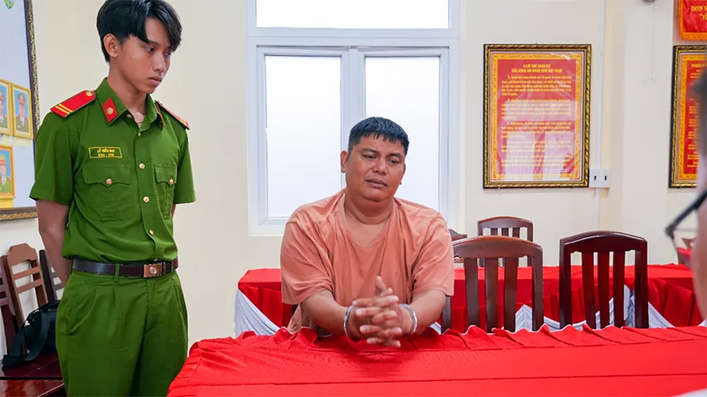 Đối tượng K' Sa Mo khi mới đã rủ đồng bọn chuẩn bị hung khí đi đến quán cafe ở huyện Châu Thành, tỉnh Hậu Giang để giải quyết mâu thuẫn. Ảnh: CAHG Công an tỉnh Hậu Giang trấn áp nhiều vụ đánh nhau theo kiểu băng nhóm