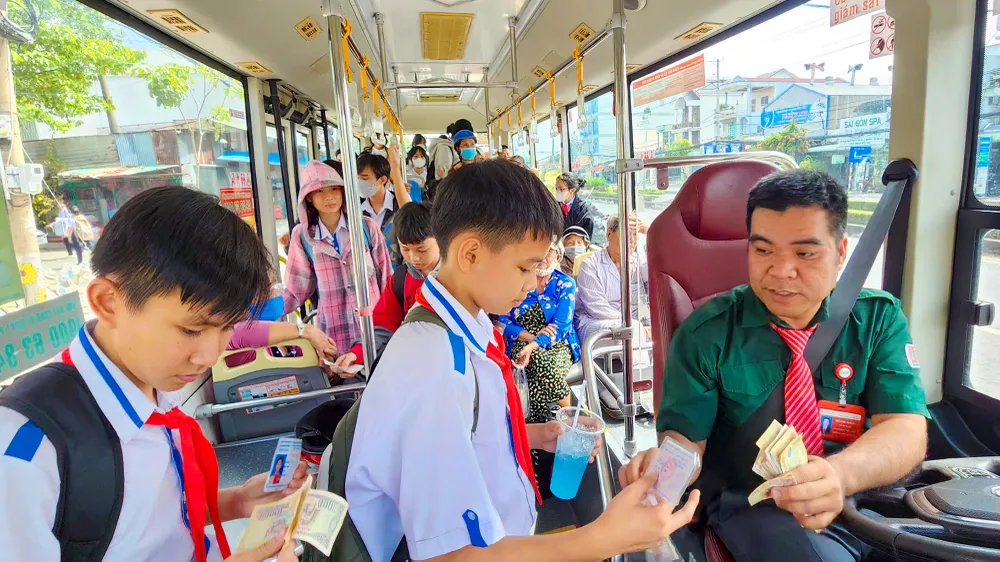 xe buýt TP Cần Thơ